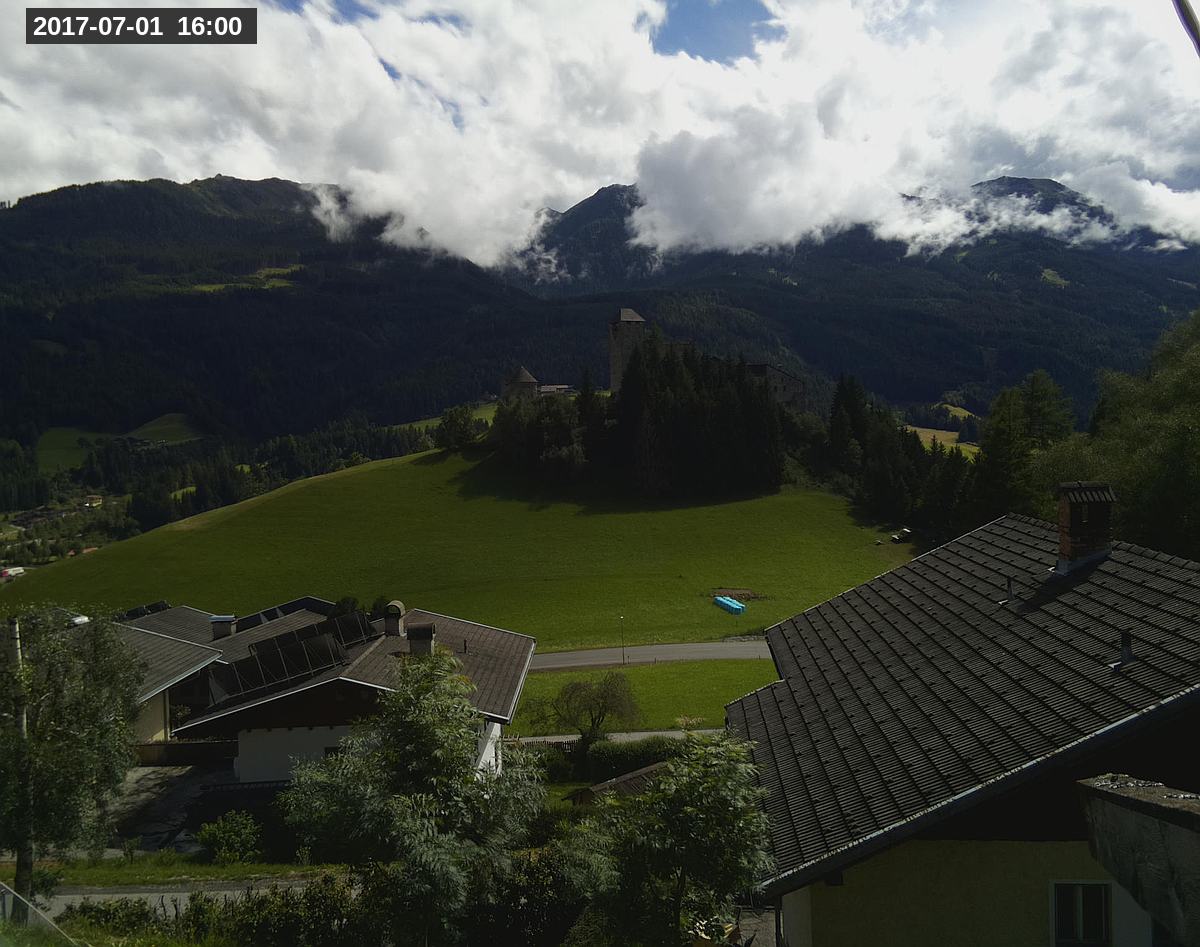 Webcam Burg Heinfels, 2017-07-01 16:00 Uhr