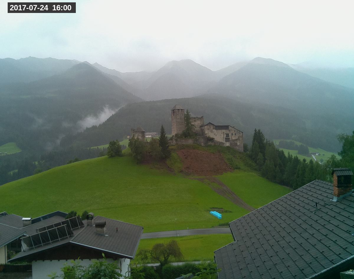 Webcam Burg Heinfels, 2017-07-24 16:00 Uhr