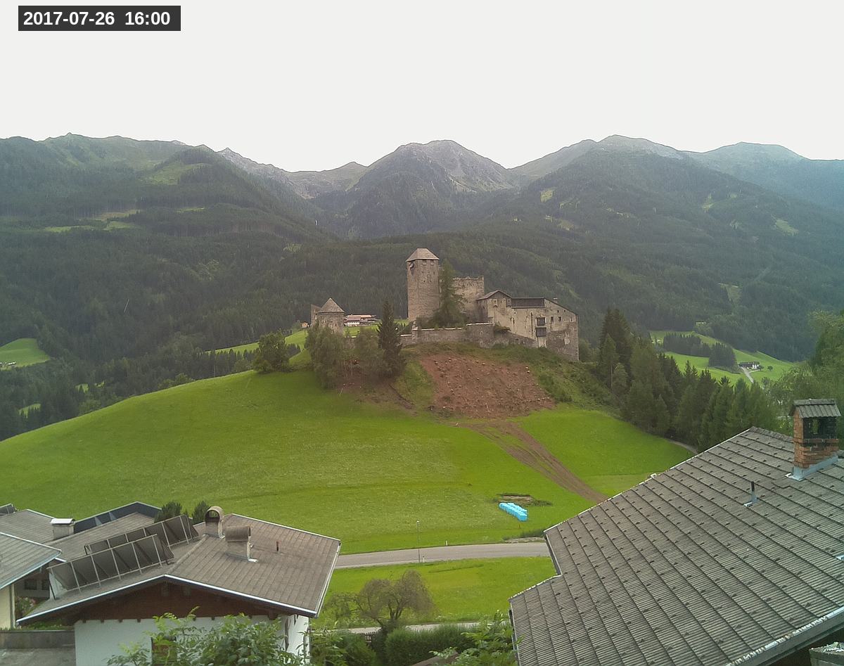 Webcam Burg Heinfels, 2017-07-26 16:00 Uhr