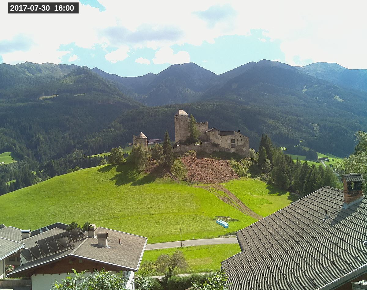 Webcam Burg Heinfels, 2017-07-30 16:00 Uhr