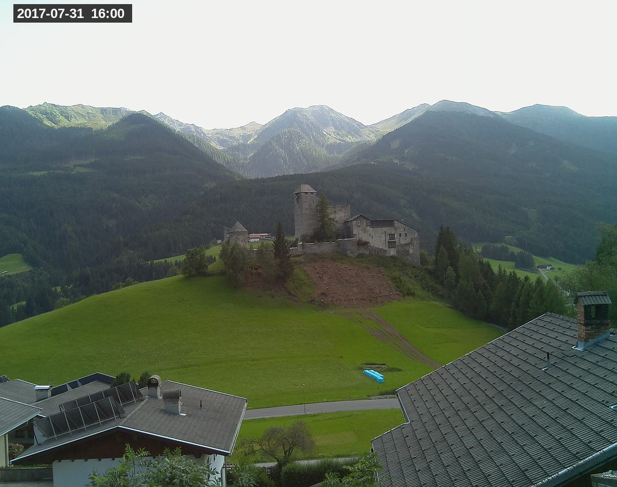 Webcam Burg Heinfels, 2017-07-31 16:00 Uhr