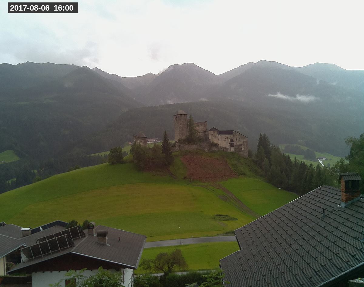 Webcam Burg Heinfels, 2017-08-06 16:00 Uhr