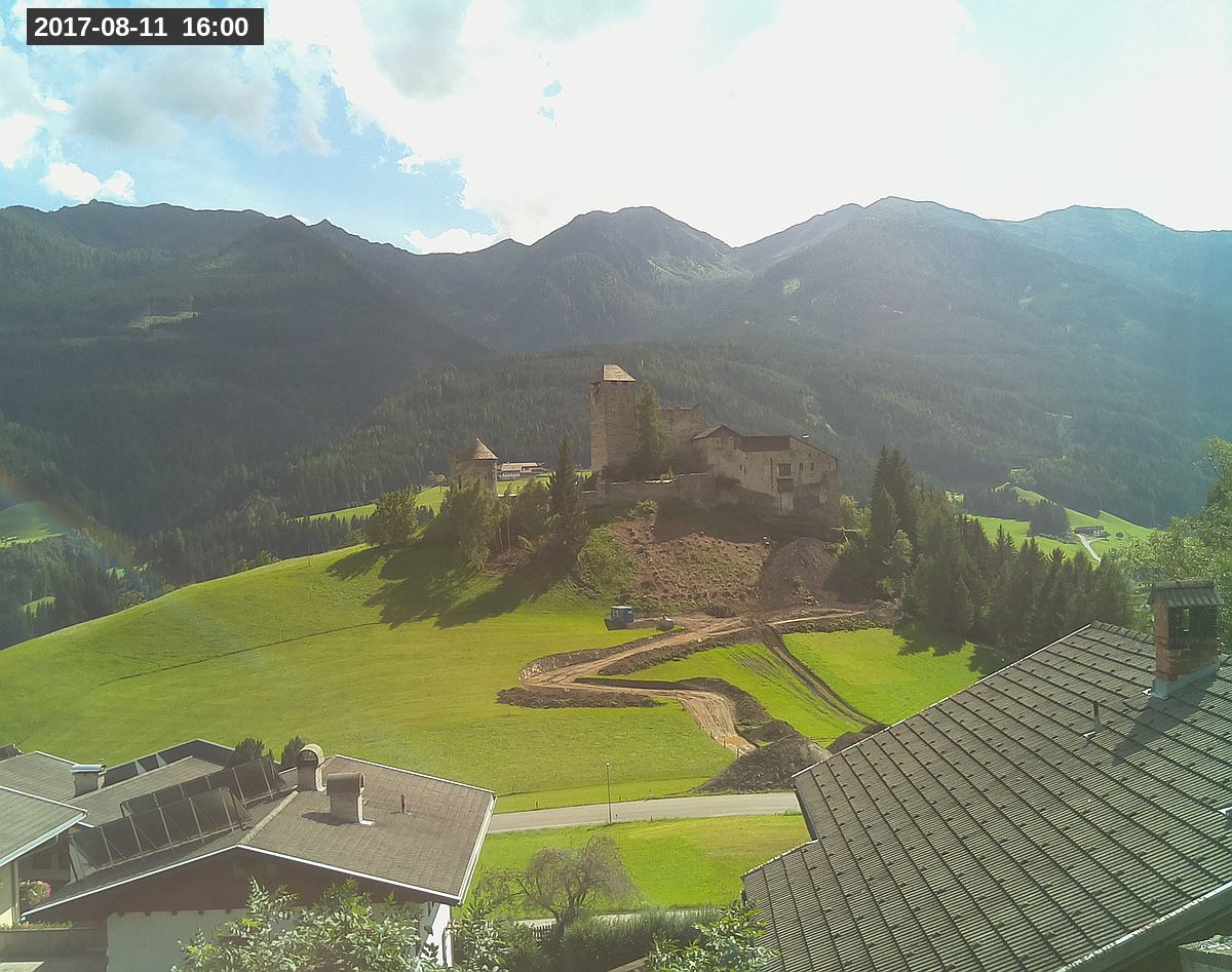 Webcam Burg Heinfels, 2017-08-11 16:00 Uhr