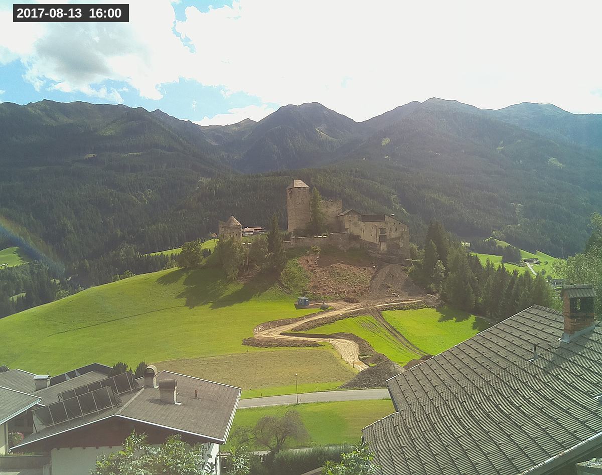 Webcam Burg Heinfels, 2017-08-13 16:00 Uhr