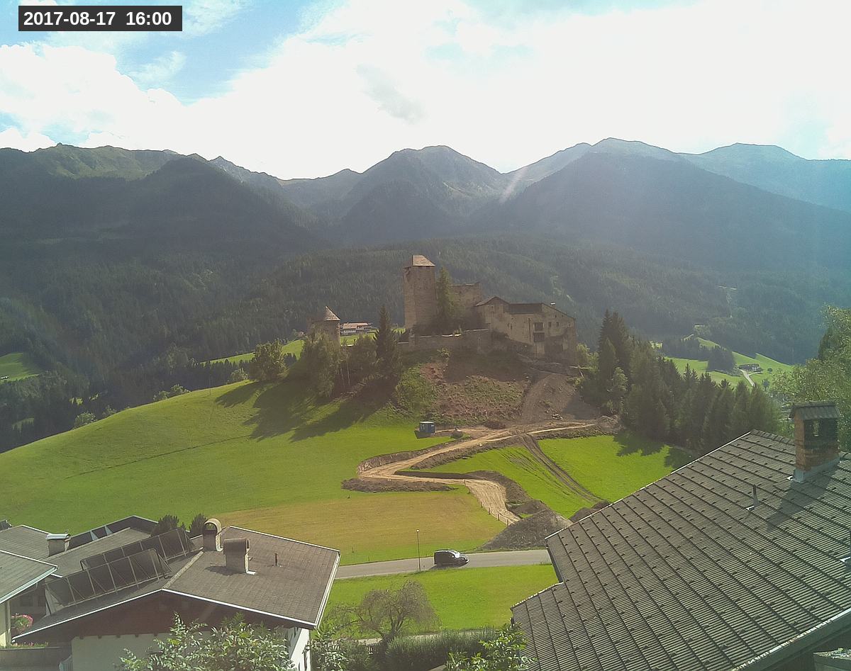 Webcam Burg Heinfels, 2017-08-17 16:00 Uhr