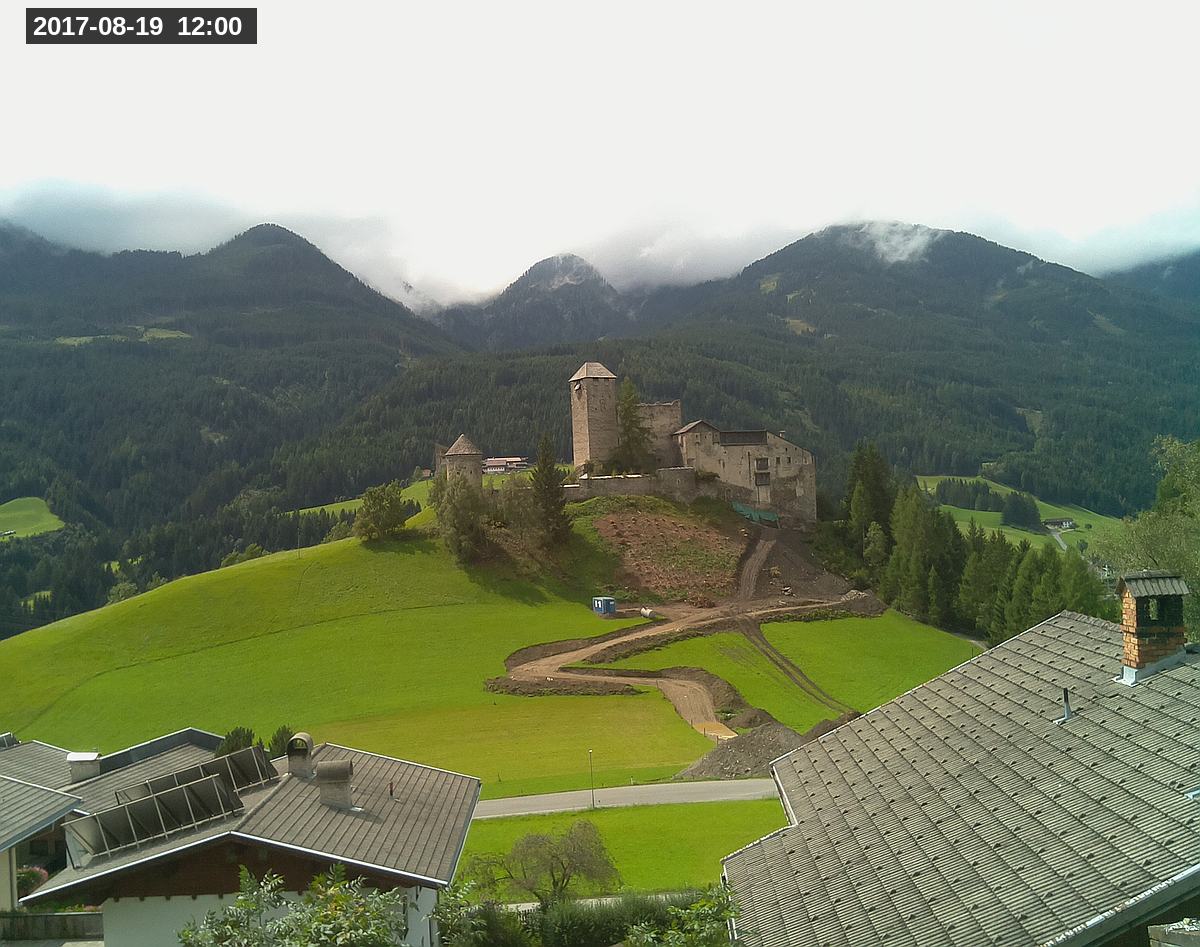 Webcam Burg Heinfels, 2017-08-19 12:00 Uhr