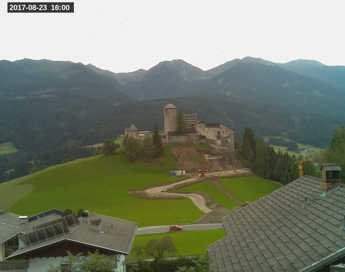 Webcam Burg Heinfels, 2017-08-23 16:00 Uhr