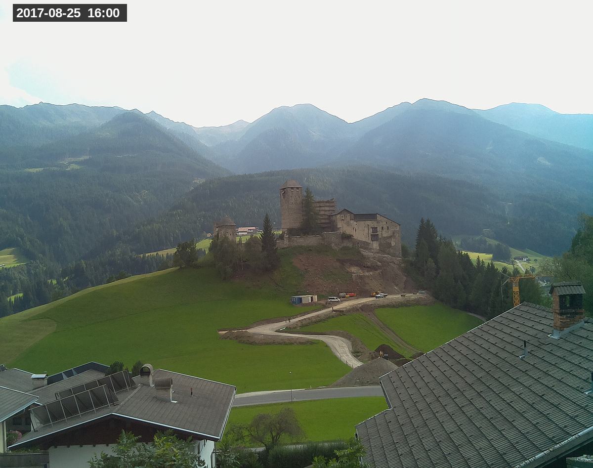 Webcam Burg Heinfels, 2017-08-25 16:00 Uhr