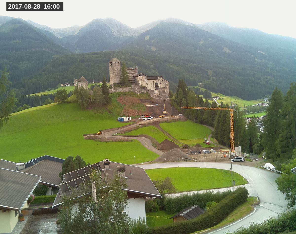 Webcam Burg Heinfels, 2017-08-28 16:00 Uhr