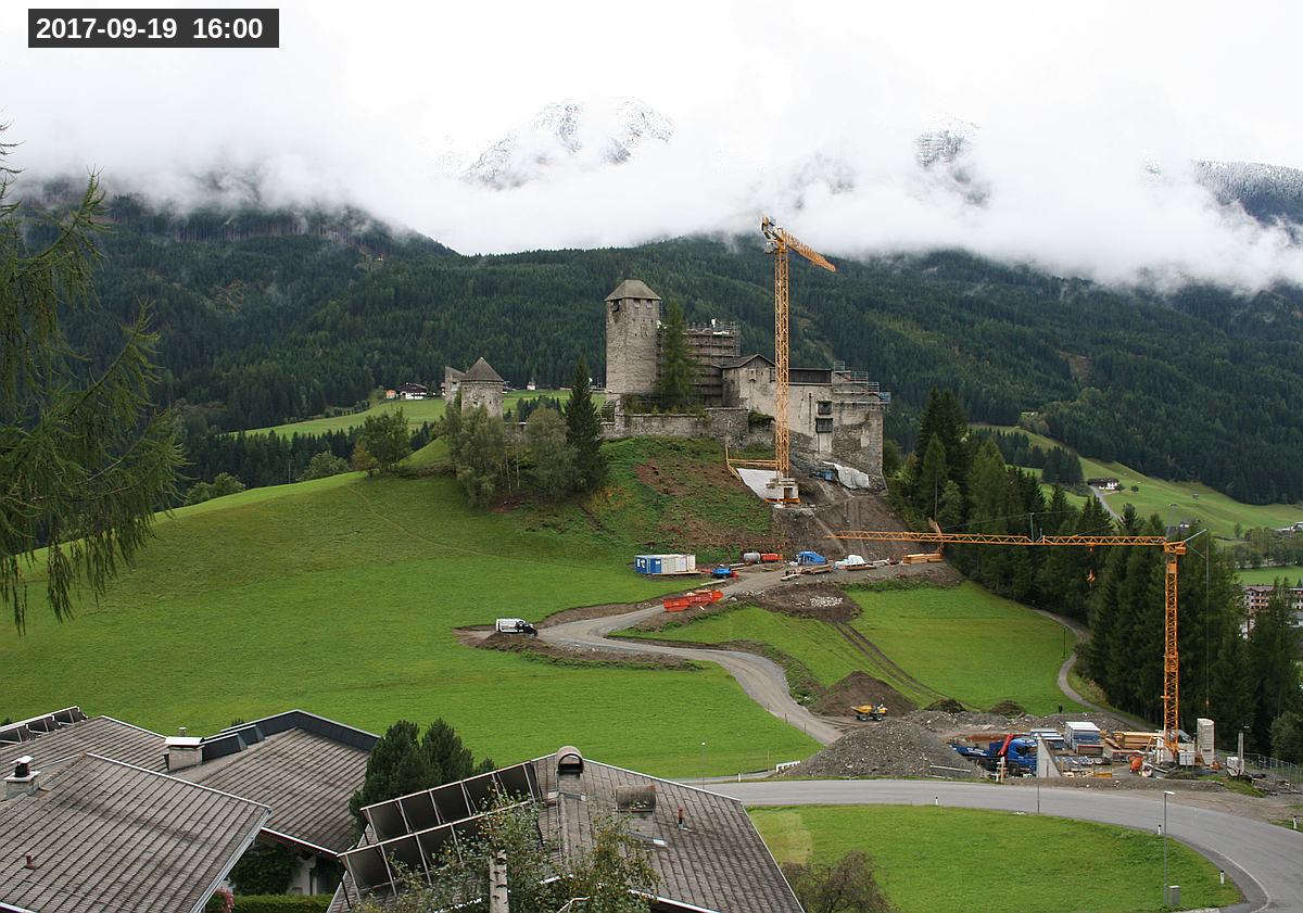 Webcam Burg Heinfels, 2017-09-19 16:00 Uhr