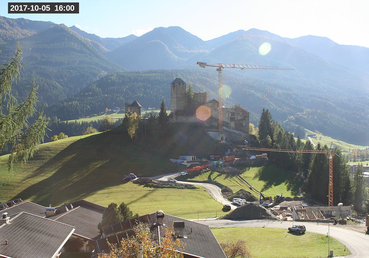 Webcam Burg Heinfels, 2017-10-05 16:00 Uhr