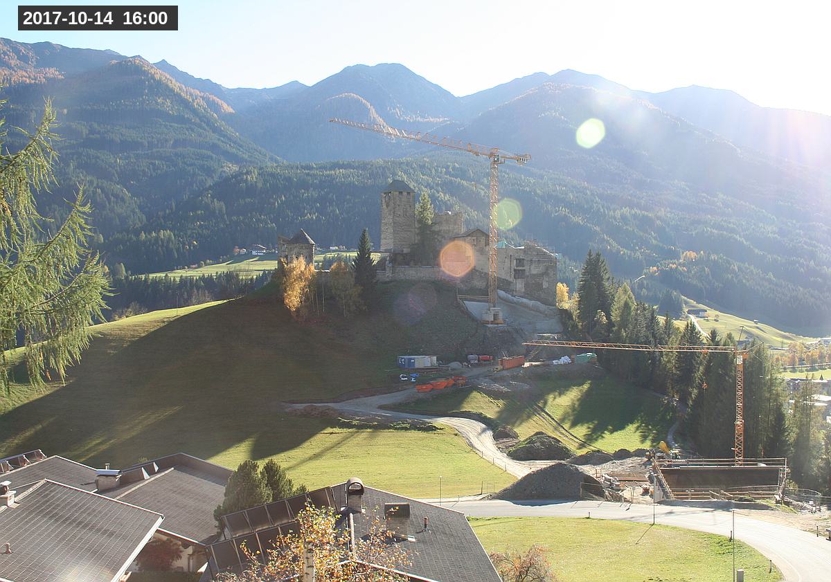 Webcam Burg Heinfels, 2017-10-14 16:00 Uhr