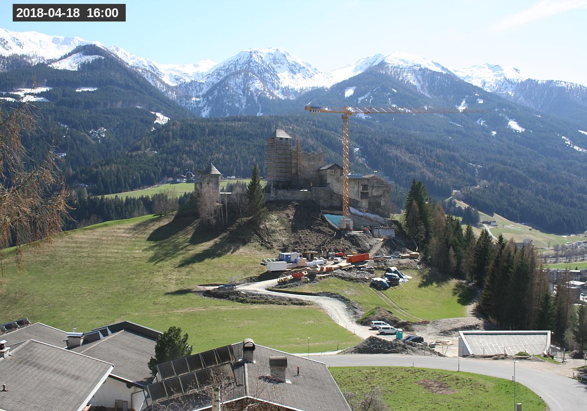 Webcam Burg Heinfels, 2018-04-18 16:00 Uhr