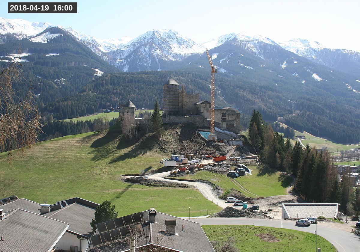 Webcam Burg Heinfels, 2018-04-19 16:00 Uhr