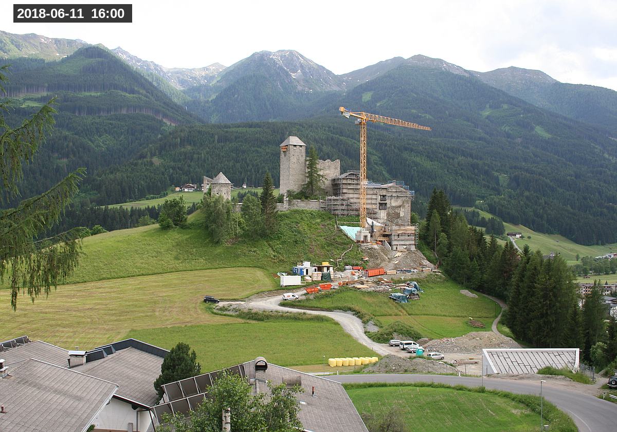 Webcam Burg Heinfels, 2018-06-11 16:00 Uhr