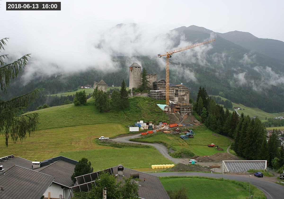 Webcam Burg Heinfels, 2018-06-13 16:00 Uhr