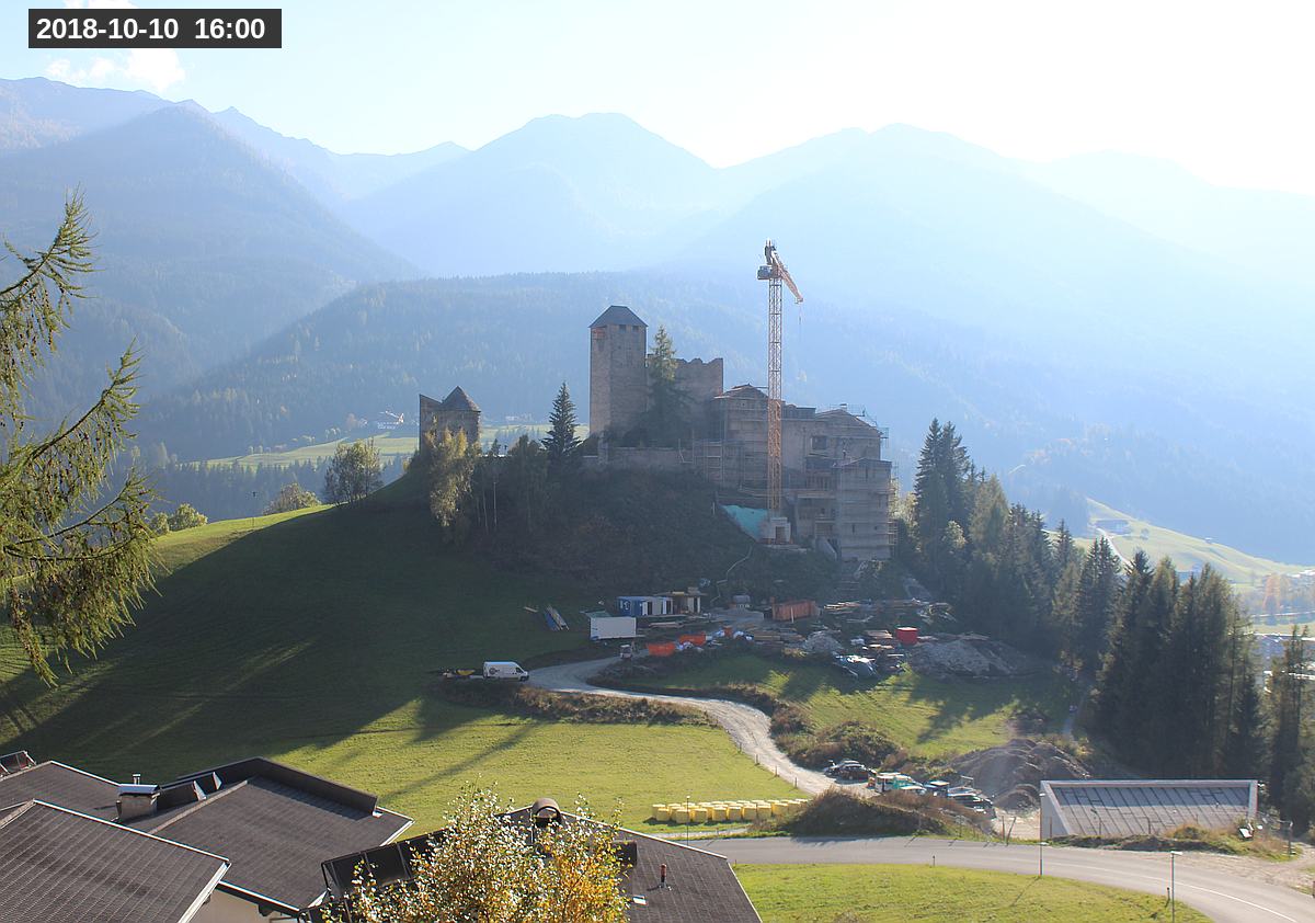 Webcam Burg Heinfels, 2018-10-10 16:00 Uhr
