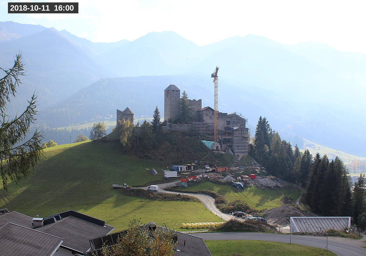Webcam Burg Heinfels, 2018-10-11 16:00 Uhr