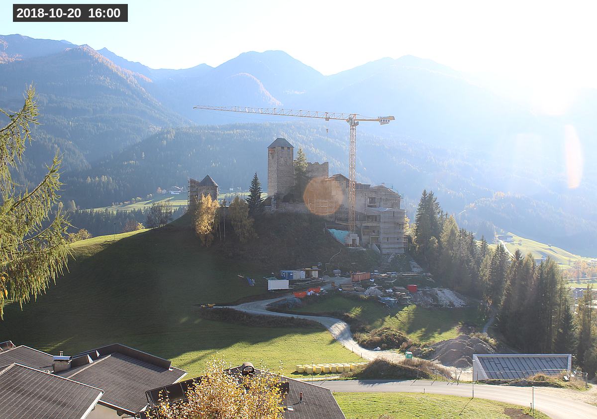 Webcam Burg Heinfels, 2018-10-20 16:00 Uhr
