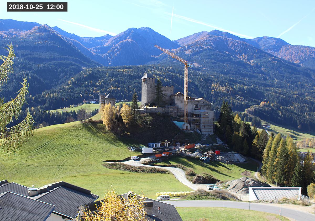Webcam Burg Heinfels, 2018-10-25 12:00 Uhr