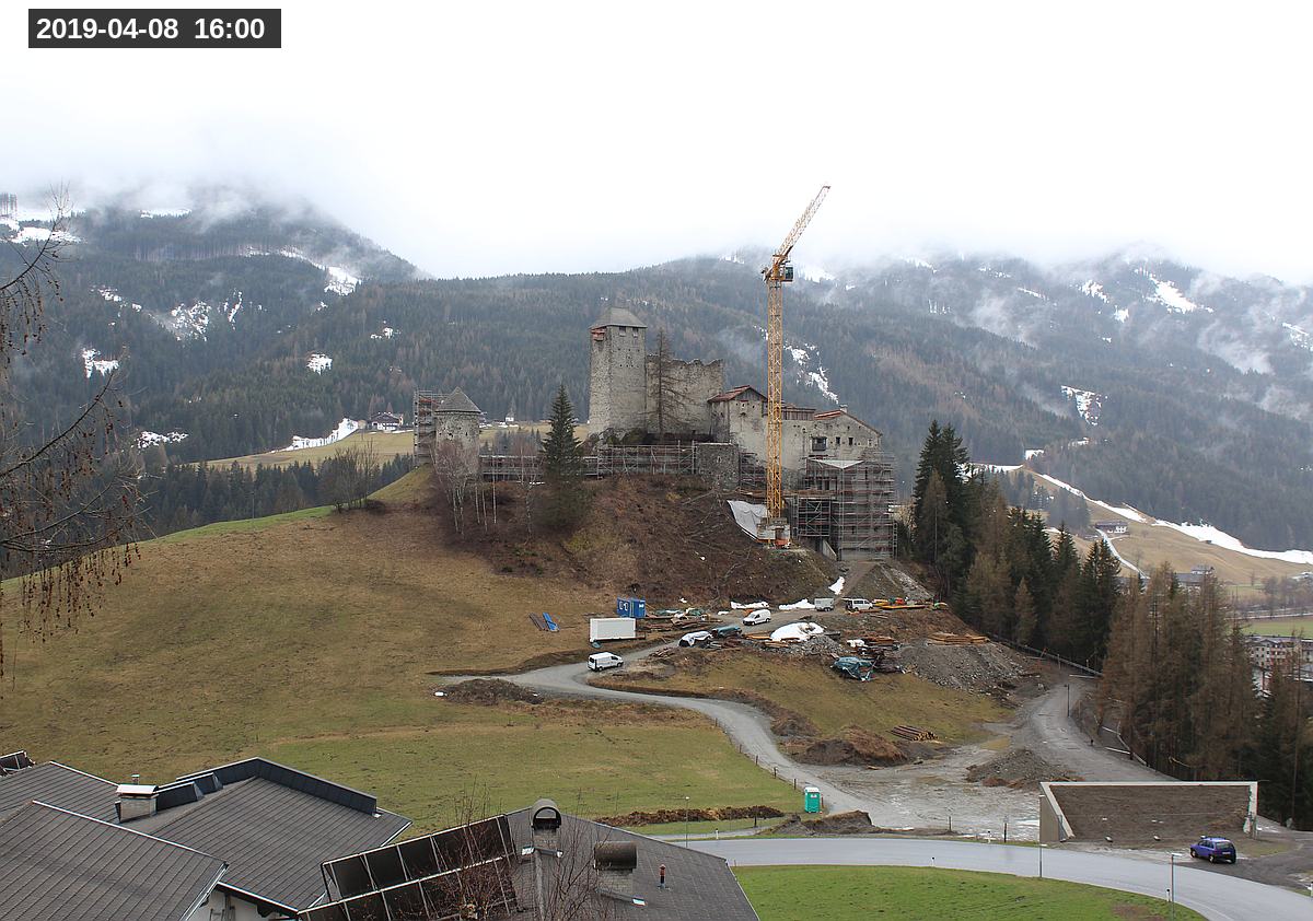 Webcam Burg Heinfels, 2019-04-08 16:00 Uhr