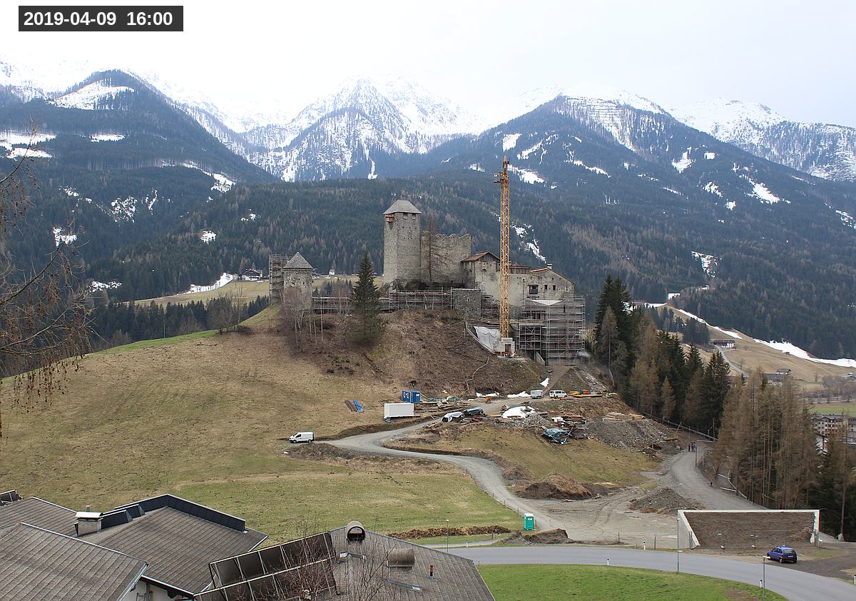 Webcam Burg Heinfels, 2019-04-09 16:00 Uhr