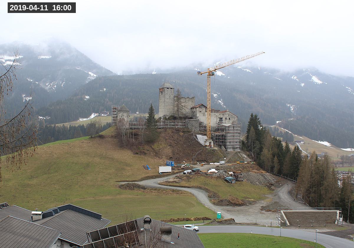Webcam Burg Heinfels, 2019-04-11 16:00 Uhr