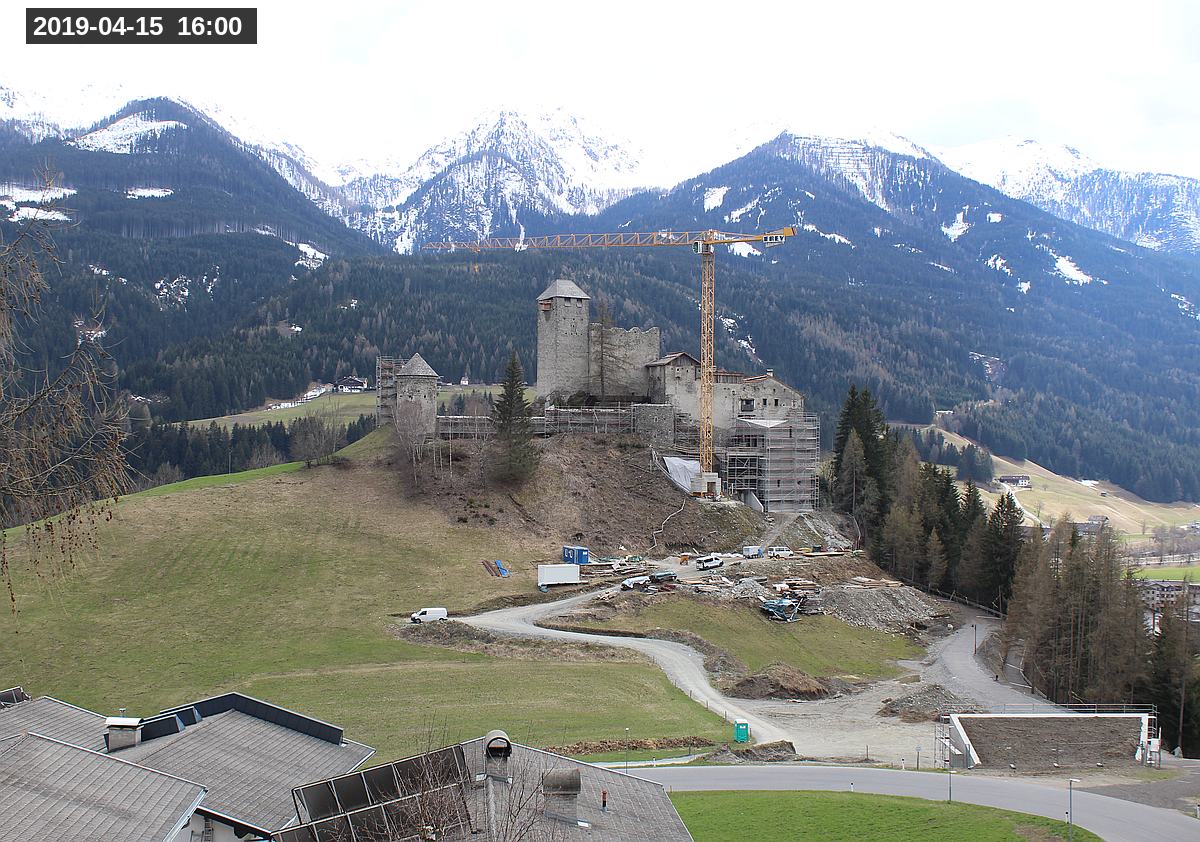Webcam Burg Heinfels, 2019-04-15 16:00 Uhr