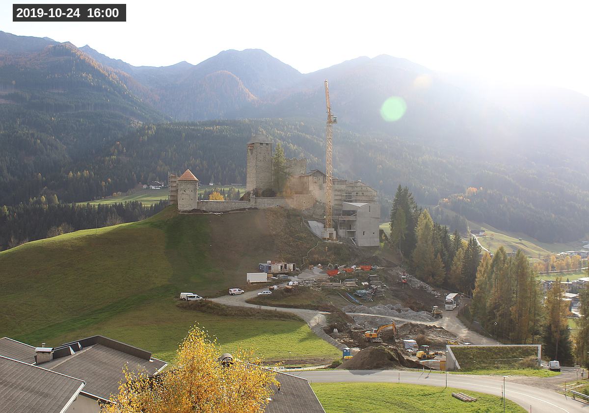 Webcam Burg Heinfels, 2019-10-24 16:00 Uhr