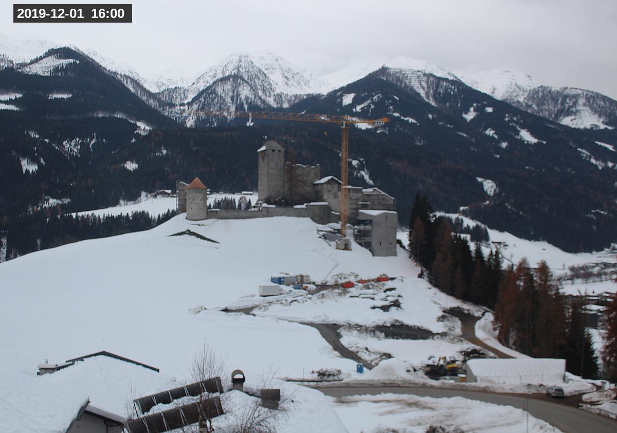Webcam Burg Heinfels, 2019-12-01 16:00 Uhr