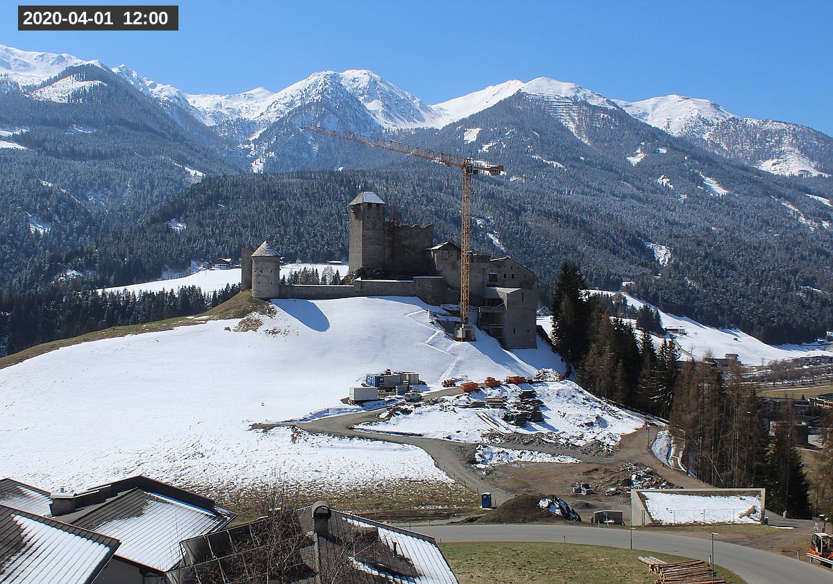 Webcam Burg Heinfels, 2020-04-01 12:00 Uhr