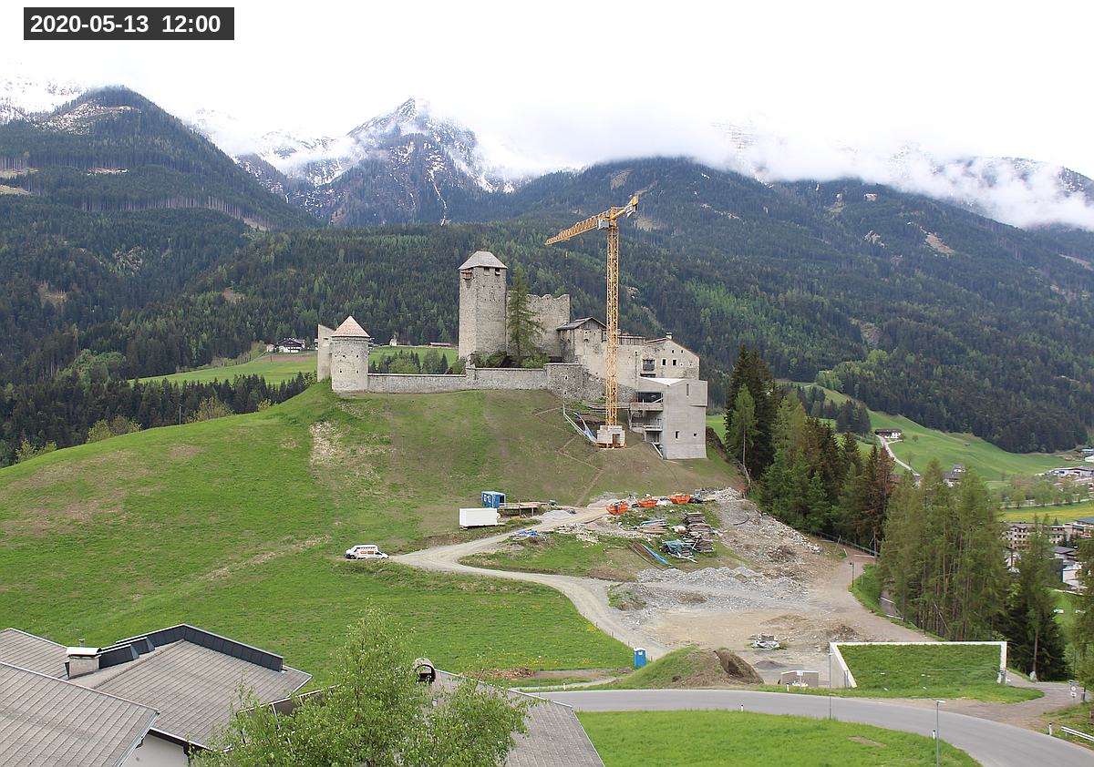 Webcam Burg Heinfels, 2020-05-13 12:00 Uhr
