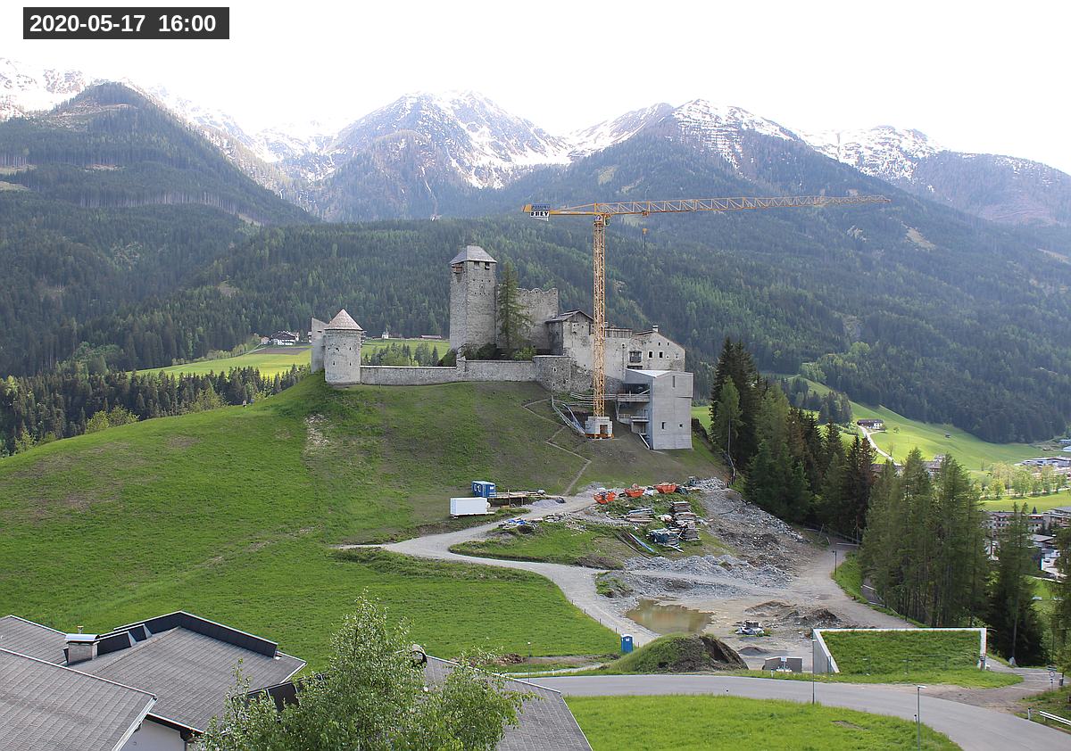 Webcam Burg Heinfels, 2020-05-17 16:00 Uhr