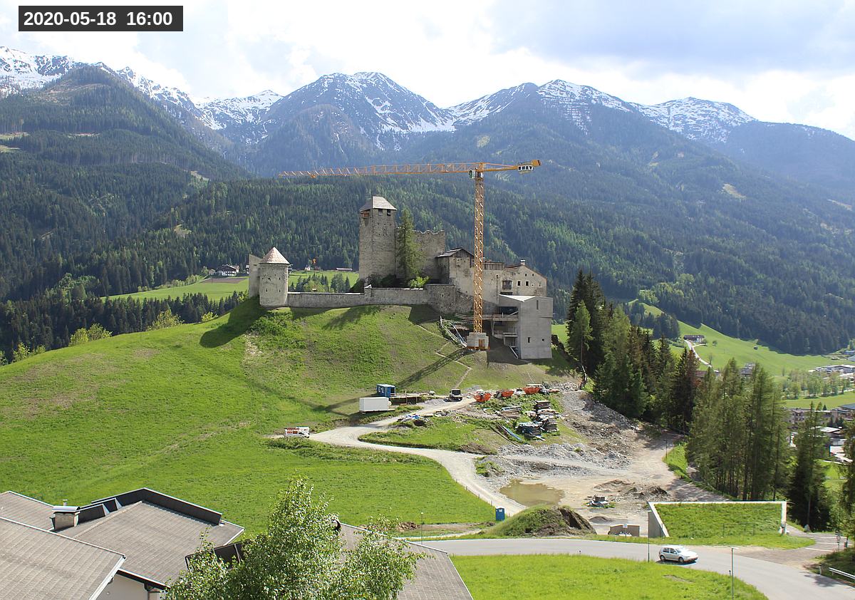 Webcam Burg Heinfels, 2020-05-18 16:00 Uhr
