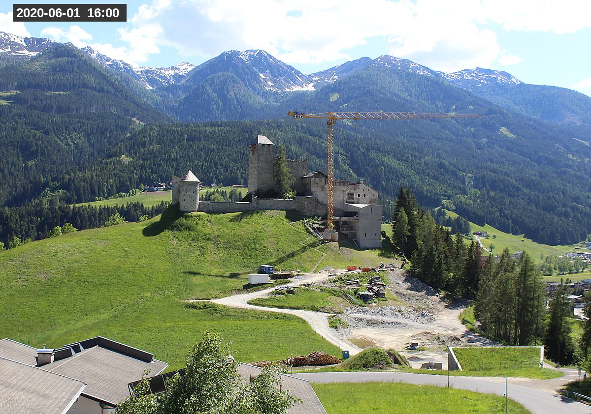 Webcam Burg Heinfels, 2020-06-01 16:00 Uhr