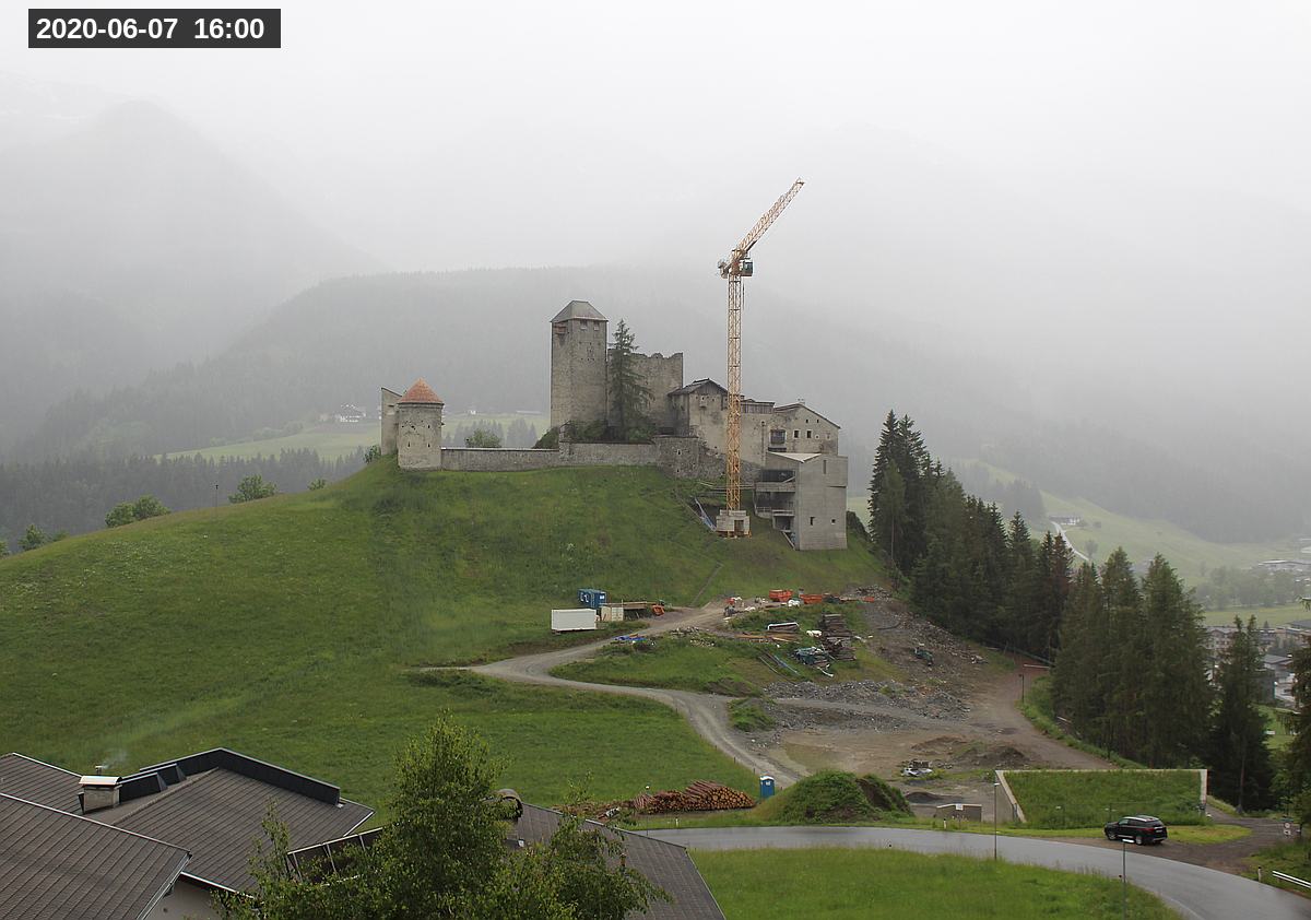 Webcam Burg Heinfels, 2020-06-07 16:00 Uhr