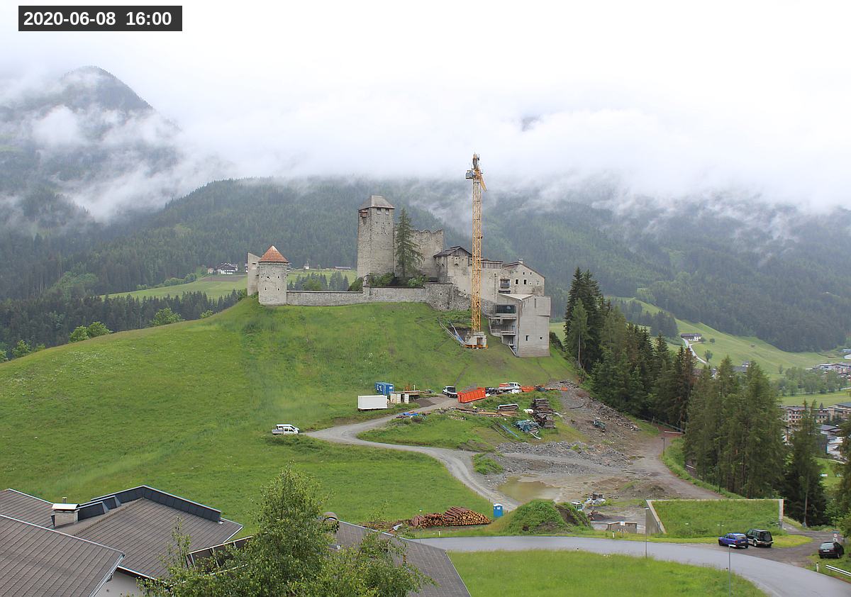 Webcam Burg Heinfels, 2020-06-08 16:00 Uhr