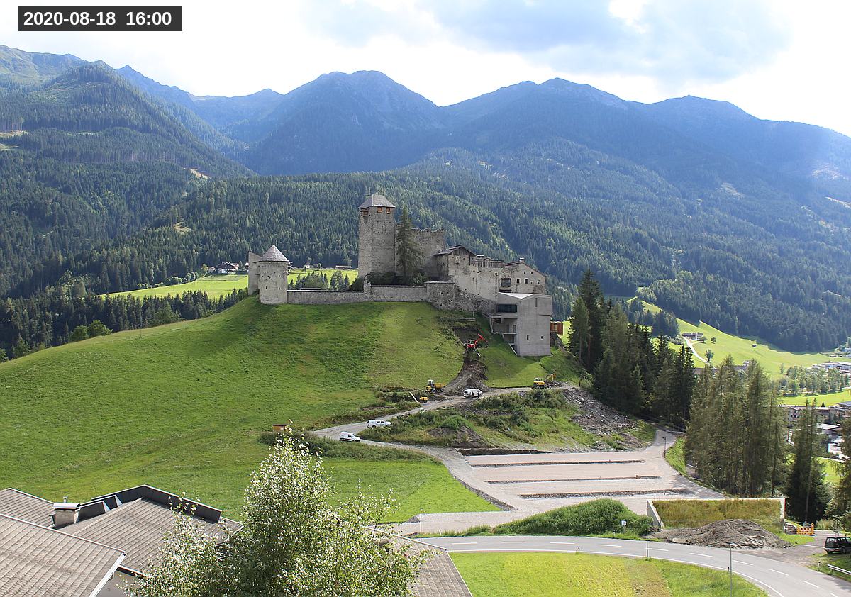Webcam Burg Heinfels, 2020-08-18 16:00 Uhr