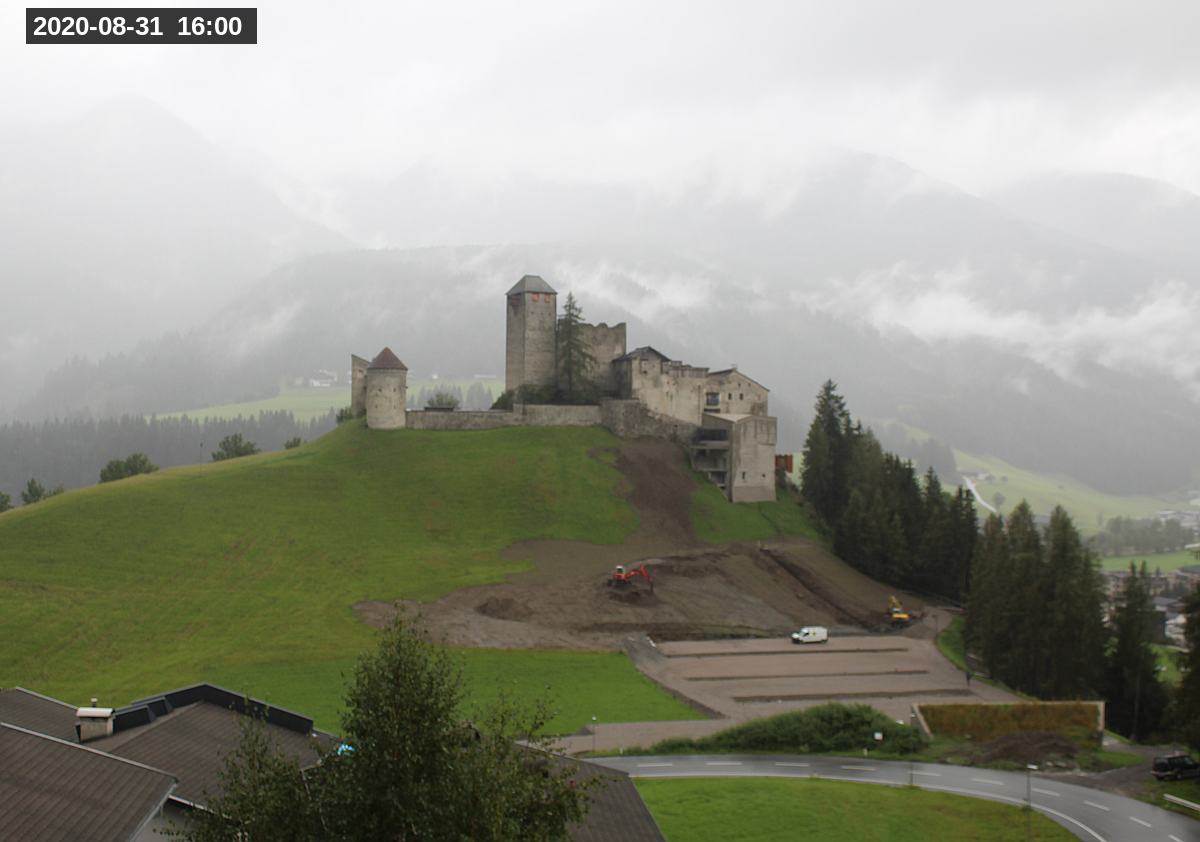 Webcam Burg Heinfels, 2020-08-31 16:00 Uhr