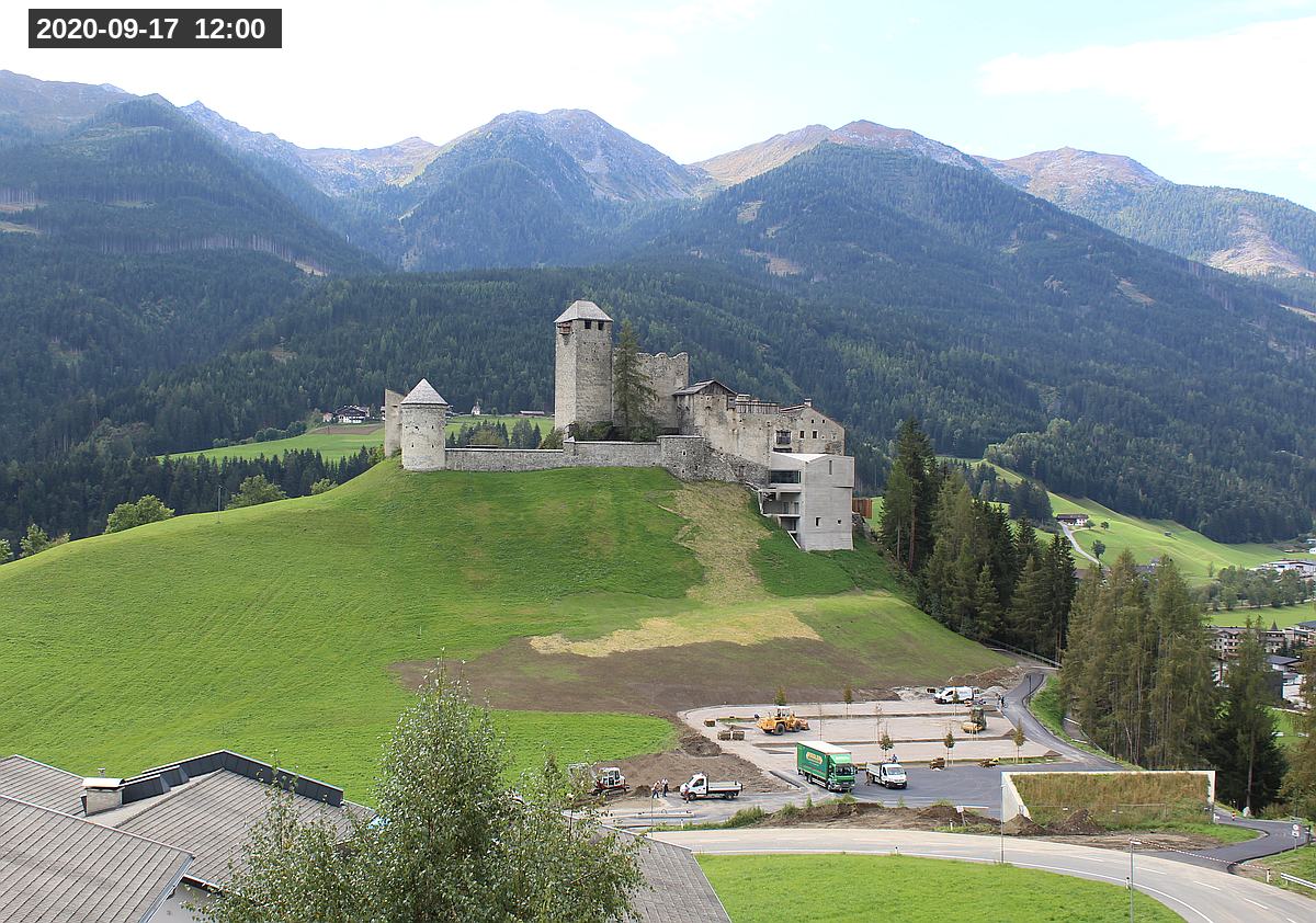 Webcam Burg Heinfels, 2020-09-17 12:00 Uhr