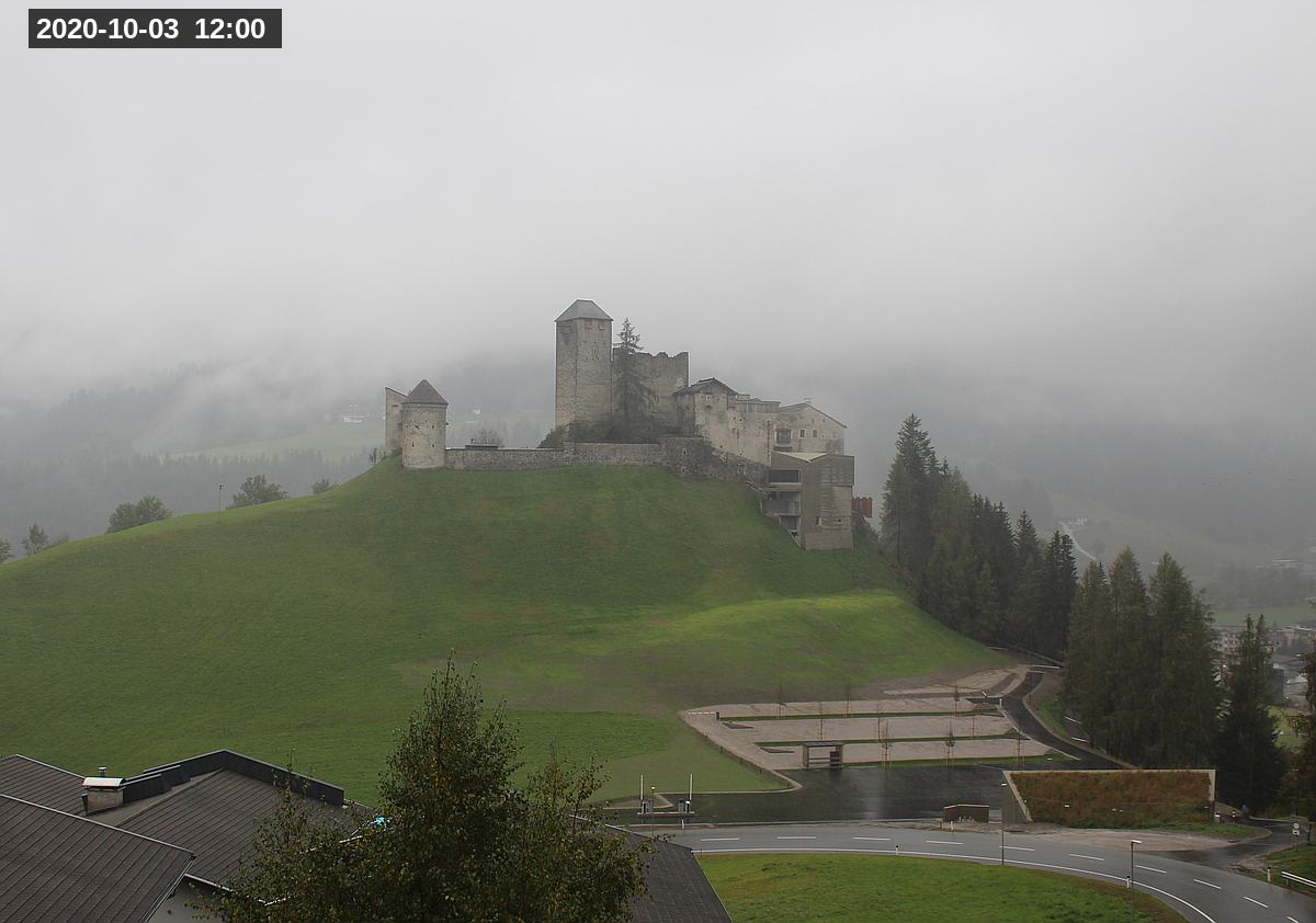 Webcam Burg Heinfels, 2020-10-03 12:00 Uhr