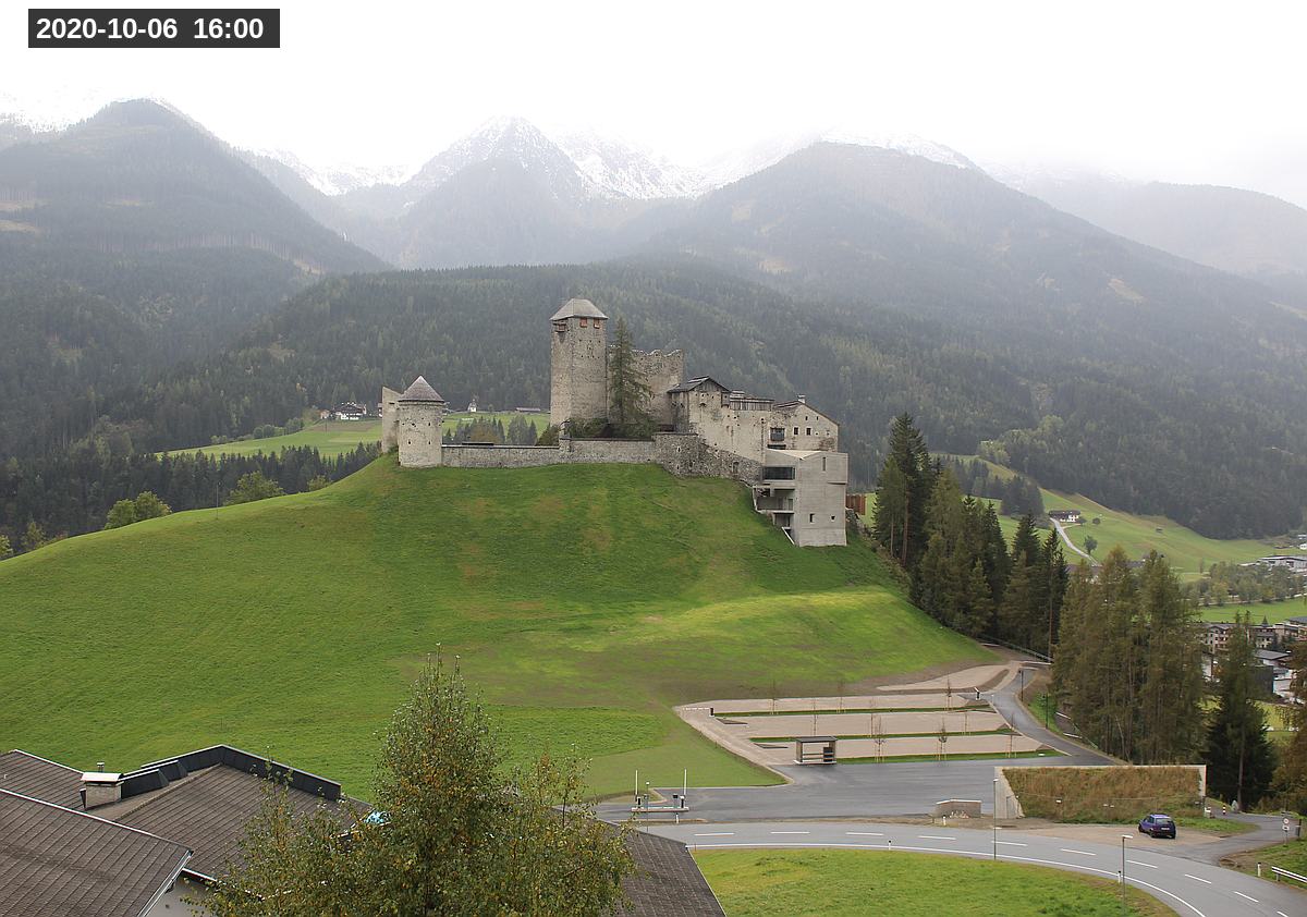 Webcam Burg Heinfels, 2020-10-06 16:00 Uhr