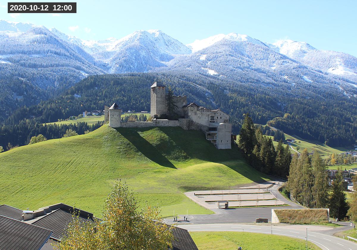 Webcam Burg Heinfels, 2020-10-12 12:00 Uhr