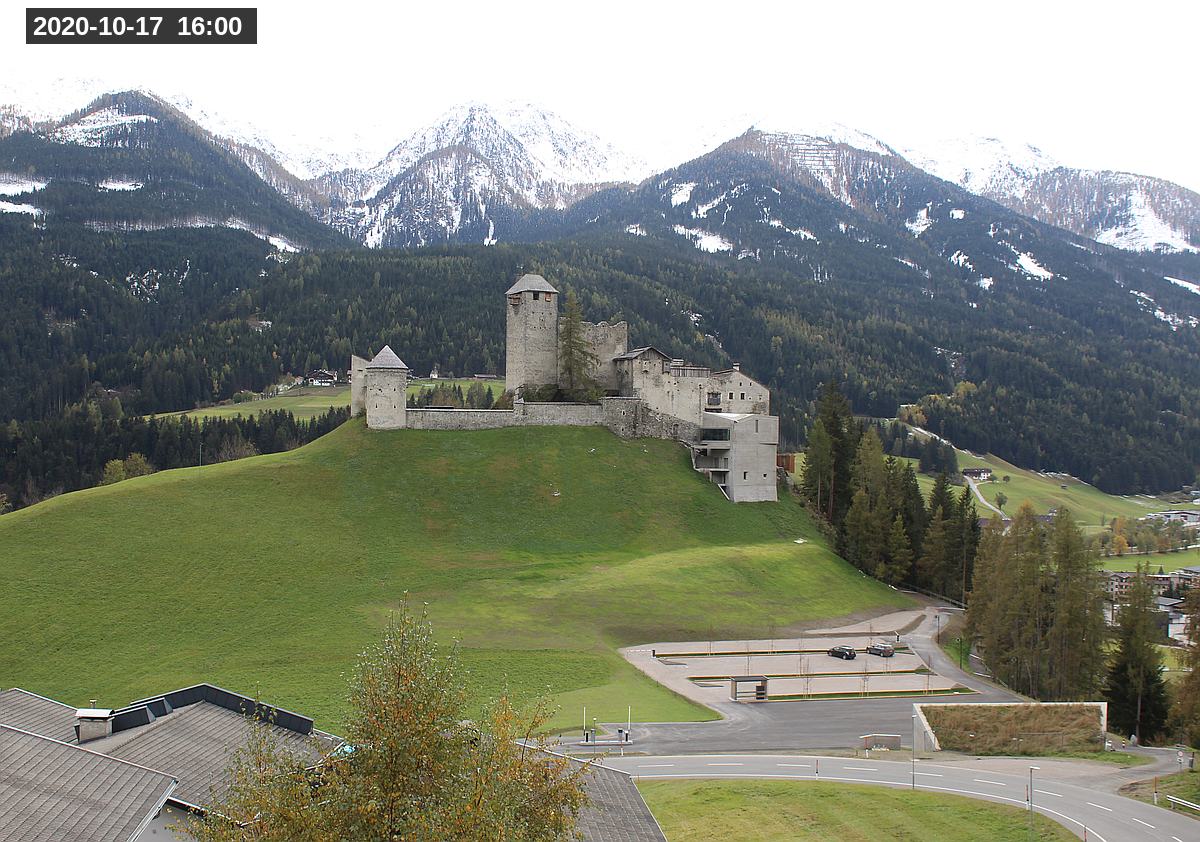 Webcam Burg Heinfels, 2020-10-17 16:00 Uhr