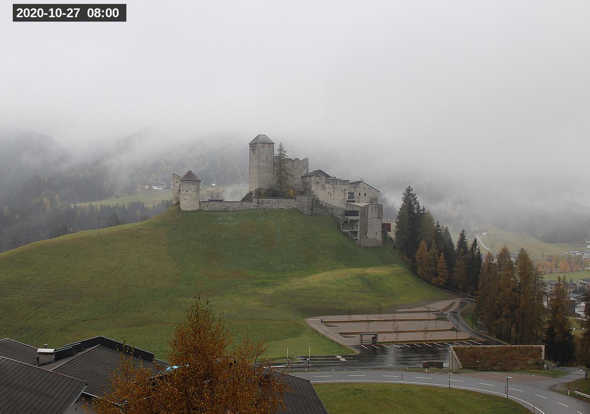Webcam Burg Heinfels, 2020-10-27 08:00 Uhr