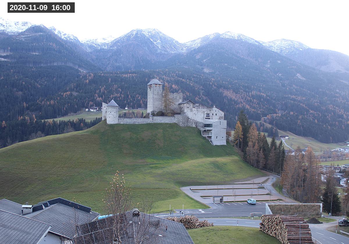 Webcam Burg Heinfels, 2020-11-09 16:00 Uhr