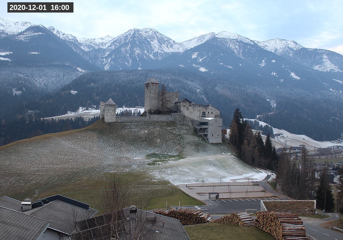 Webcam Burg Heinfels, 2020-12-01 16:00 Uhr