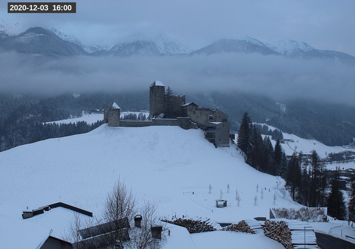 Webcam Burg Heinfels, 2020-12-03 16:00 Uhr