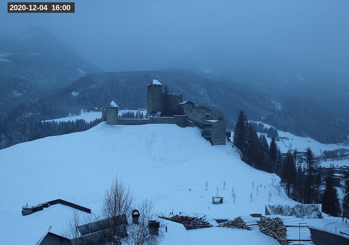 Webcam Burg Heinfels, 2020-12-04 16:00 Uhr