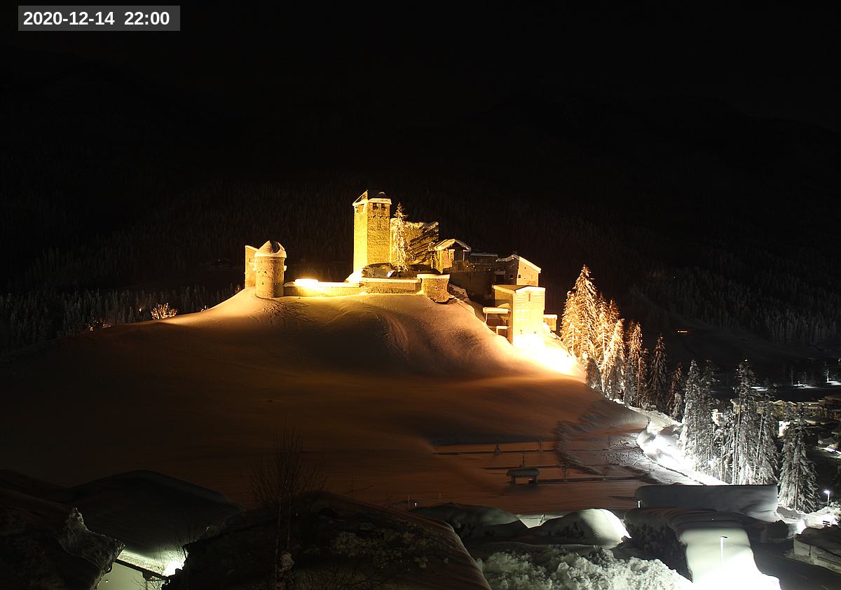 Webcam Burg Heinfels, 2020-12-14 22:00 Uhr